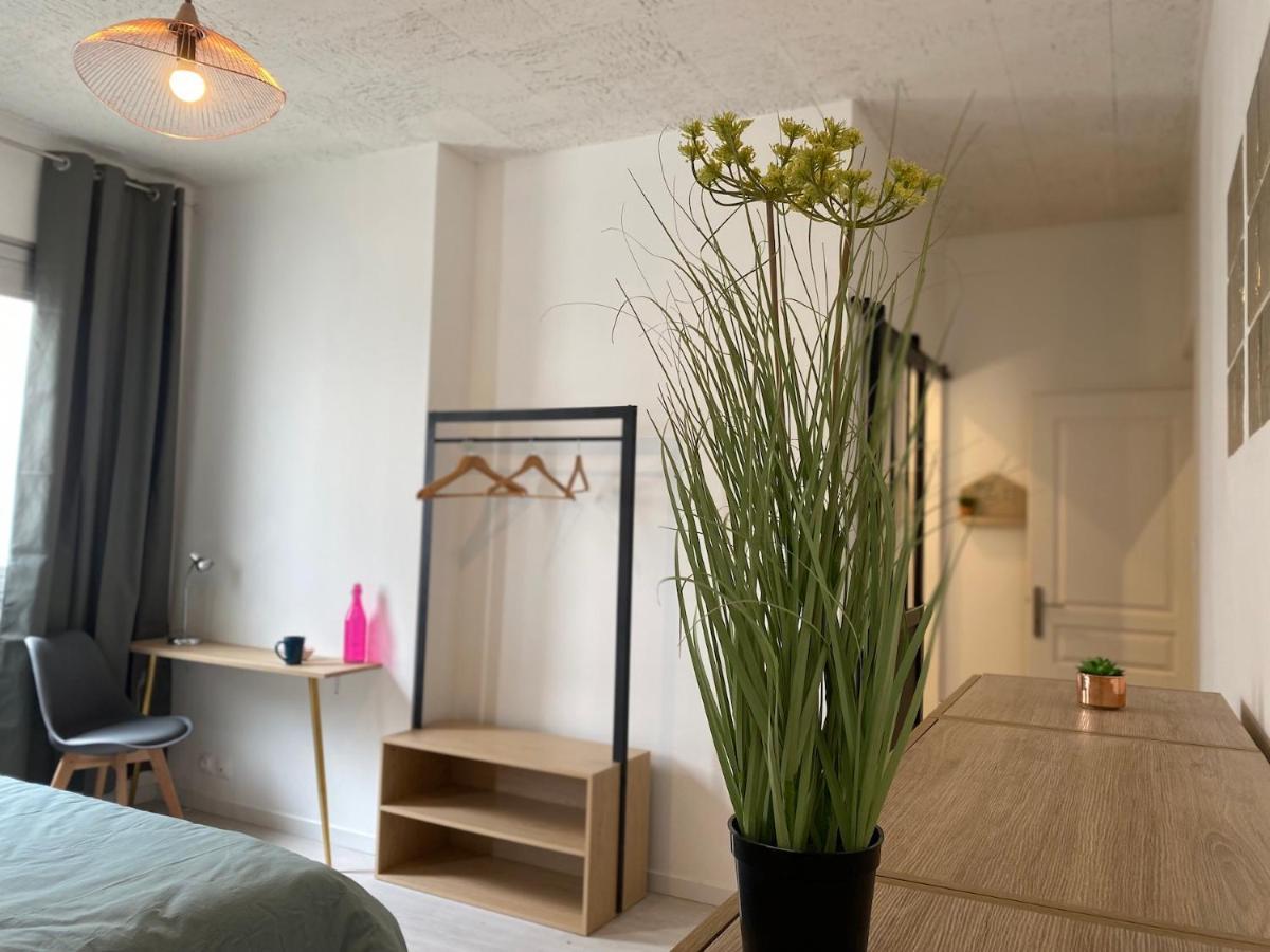 ניורט La Maison D'Angelique - Colocation Hoteliere A 150M Gare Tgv- Grande Cuisine Equipee & Salon - Fibre - Netflix מראה חיצוני תמונה