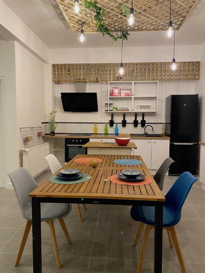 ניורט La Maison D'Angelique - Colocation Hoteliere A 150M Gare Tgv- Grande Cuisine Equipee & Salon - Fibre - Netflix מראה חיצוני תמונה