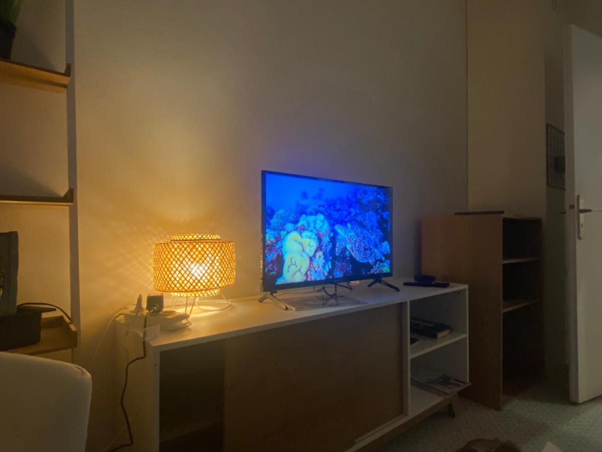ניורט La Maison D'Angelique - Colocation Hoteliere A 150M Gare Tgv- Grande Cuisine Equipee & Salon - Fibre - Netflix מראה חיצוני תמונה